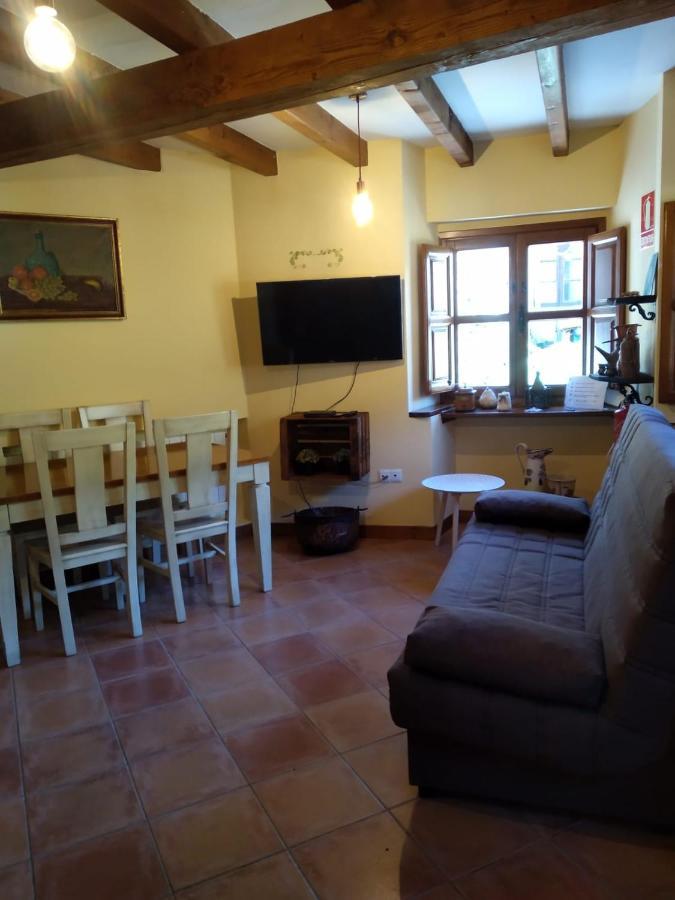 Vila Casa Llayo Aliezo Exteriér fotografie